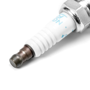 Высококачественные оригинальные свечи зажигания Premium: универсальный компонент для автозажигания, надежное решение 2978 - Product Image 6