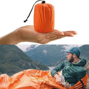 Sac de couchage de survie d'urgence ultraléger, imperméable, pour le camping et les voyages en plein air - Product Image 6