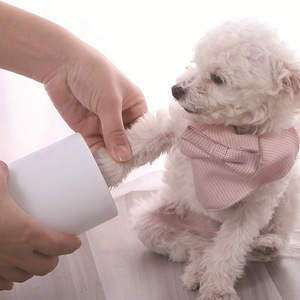 Tazas para lavar patas de mascotas para perros, de plástico, verde, blanco, tamaño pequeño y grande - Product Image 2