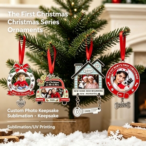 Primo Ornamento Natalizio <span class=keywords><strong>per</strong></span> Bambini in Lega di Zinco Placcata, Campione Personalizzato con Stampa a Sublimazione, Ciondolo Natalizio a Forma di Piedini di Neonato - Product Image 1