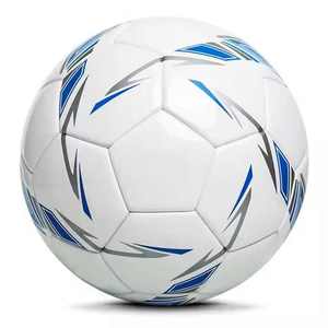 Balón de fútbol de rendimiento de juego construido para comodidad y precisión Ideal para la práctica de fútbol en interiores y exteriores - Product Image 6