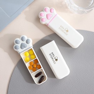 Cartoon Portable Paw Design Airtight Plastic Medicine Box Multiple Compartment Travel Pill Capsule Storage Promotional