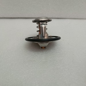 Termostato de Motor Hyundai Mitsubishi de 82 Grados para Excavadora 215-7-9 6D14 6D16 OE 22510-72410 - Product Image 3