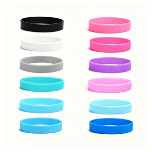 Bracelets en caoutchouc personnalisés avec logo en relief pour les projets de marketing de marque, bracelets en silicone - Product Image 1