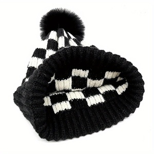 Women Autumn Winter Checkerboard Patterned Woolen Ball Knitted Hat Custom Warm Soft Ear Protection Winter Cap <strong>Pom</strong> <strong>Pom</strong> <strong>Beanie</strong> - Product Image 4