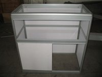Comptoir pliable en aluminium facile à déplacer et à installer, idéal pour les kiosques et les salons professionnels