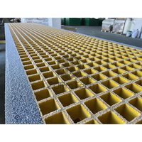 Grille en PRV moulée antidérapante à mailles carrées de 1,5 po (1 1/2 po) pour ponts de navires et escaliers d'accès - Prix direct usine