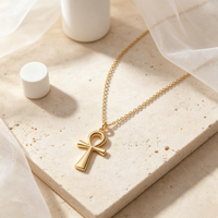 Collar Minimalista con Cruz Ankh Egipcia en Oro, Cadena Delicada de Acero Inoxidable, Joyería Versátil para Mujer, Uso Diario y Fiestas, Personalizable