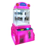 Mini grue en peluche poupée machine de jeu à pièces pinces à griffes machine
