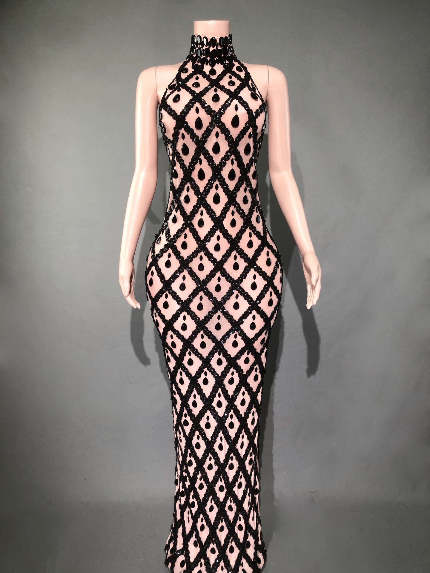 Strisce nere nella parte inferiore della pelle