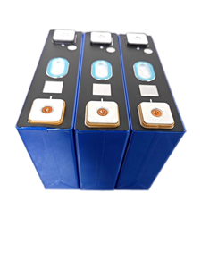 磷酸铁锂电池 72Ah <span class=keywords><strong>3</strong></span>.2V 可充电电池，具有<span class=keywords><strong>3</strong></span>年保修和3000次循环寿命 - Product Image 2