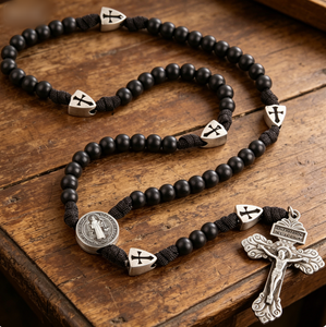 <span class=keywords><strong>Rosario</strong></span> Católico de Madera Verde Oliva con Cordón Paracord, Collar con Crucifijo de San Miguel, Cuentas de Oración y Medalla de San Benito - Product Image 6