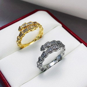 Anello a Forma di Serpente per Donne, Gioiello da Dito Modellato a Forma di Animale - Product Image 2