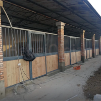 Panneau frontal de box à chevaux QIQIAN de luxe à toit plat, cadre en acier thermolaqué, remplissage en bois et bambou, panneau modulaire pour écurie