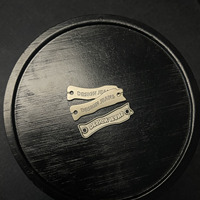 Étiquettes de couture métalliques personnalisées professionnelles, plaques signalétiques en alliage de zinc, adaptées aux étiquettes rectangulaires sur vêtements et sacs
