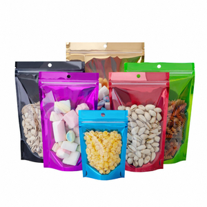 Feuchtigkeitsbeständiger, goldfarbener, transparenter Standbodenbeutel mit wiederverschließbarem Aluminiumfolien-Zipverschluss für die Aufbewahrung von Snacks und Nüssen. - Product Image 5