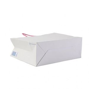 Bolsa de Papel Kraft de Lujo para Regalos y Compras, Ecológica, Personalizada, con Logotipo Impreso, para Joyería y Artículos Promocionales - Product Image 3