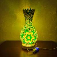 Vente flash : lampe en mosaïque de verre artisanale de Marrakech, lampe de table turque marocaine USB pour la décoration du salon
