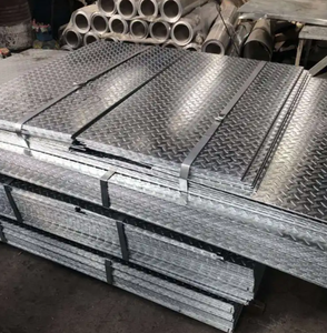 Tôle d'acier antidérapante à carreaux multi-spécifications, structure solide, <span class=keywords><strong>pour</strong></span> la décoration et les infrastructures - Product Image 2
