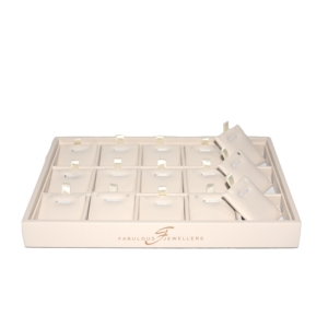 YADAO Giá Nhà Máy Bán Buôn Tùy Chỉnh Trắng Vòng Cổ Mặt Dây Chuyền Với Cửa Hàng Có Thể Xếp Chồng Lụa In Ấn Pu Da Đồ Trang Sức Hiển Thị Khay - Product Image 2