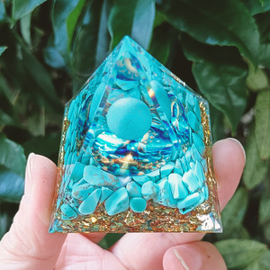 Pirámide de Cristal con Piedras, Adorno de Resina Epoxi para Escritorio, Decoración de Acuario, Estatua de Buda Turquesa, Regalo - Product Image 3