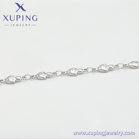 XUPING 46715 Collier à maillons en acier inoxydable élégant argent gris ancien style royal Allah pour femmes Cadeau de bijouterie de mode