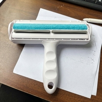 Rouleau réutilisable pour enlever les poils d'animaux, brosse à poils auto-nettoyante pour poils de chien et de chat sur les meubles, les tapis et les canapés