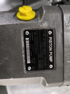 ปั๊มไฮดรอลิกแบบลูกสูบ A10VO28ED72/52R-VCC11NOOP-S2764 - Product Image 1