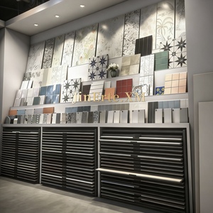 ארון תצוגה רב תכליתי ממתכת עם מגירות לדוגמיות אריחי רצפה גדולים, כולל משטח דמוי סלע, מתאים למדפי חנות. - Product Image 4