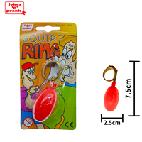 Jouet classique acclamé en plastique SQUIRT RING, blagues hilarantes, farces, motif cube imprimé numériquement, écologique, certifié EN71/CE