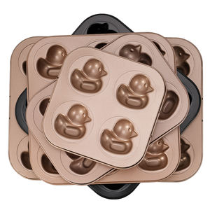 Molde para hornear pasteles antiadherente dorado de 6 patitos al por mayor, molde para hornear en horno de acero al carbono con molde de pato DIY tridimensional - Product Image 6