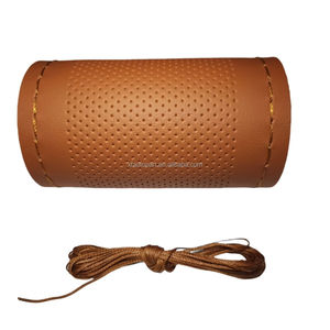 Napa <span class=keywords><strong>cuir</strong></span> noir gaufré couture à la main couture couverture de <span class=keywords><strong>volant</strong></span> pour voiture taille moyenne universelle - Product Image 4