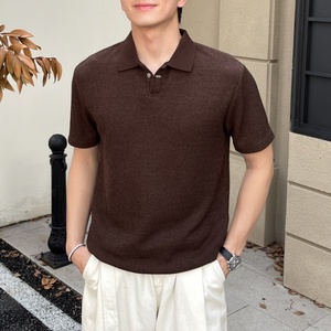 เสื้อโปโลถักคลาสสิกสำหรับผู้ชาย ผ้าโพลีเอสเตอร์ เรยอน สแปนเด็กซ์ ระบายอากาศได้ดี แขนสั้น คอปก เหมาะสำหรับฤดูร้อน สไตล์ลำลองทางธุรกิจ - Product Image 6