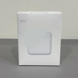 Adaptador de corriente USB C de 30 W, cargador portátil rápido para MacBook y todos los portátiles tipo C - Product Image 1