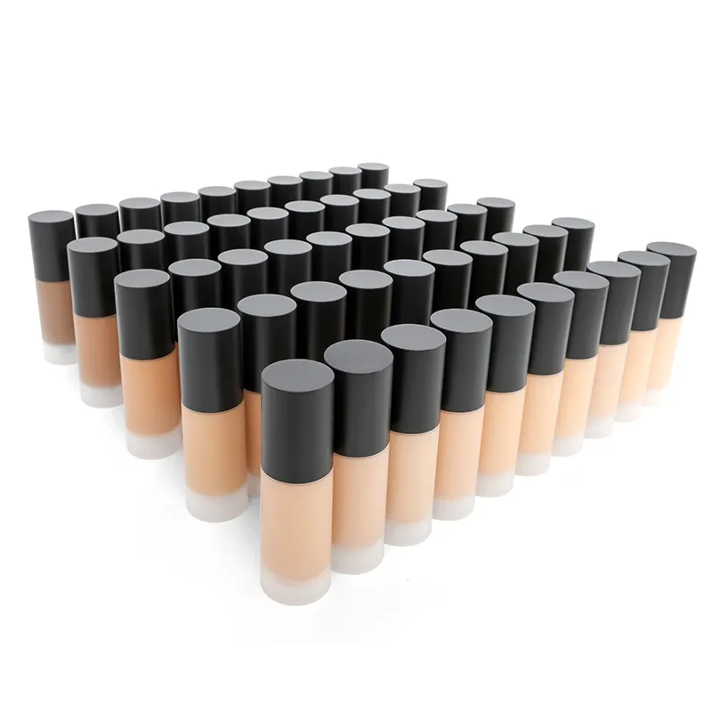 Produttori di fornitori di cosmetici all'ingrosso 12 colori Matte Face fondotinta a copertura totale fondotinta liquido per trucco con etichetta privata