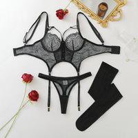 Lingerie Seksi Berenda dengan Bra Longline Berkawat, Garter Pinggang Cutout, Thong, dan Stoking untuk Wanita Seksi Grosir OEM