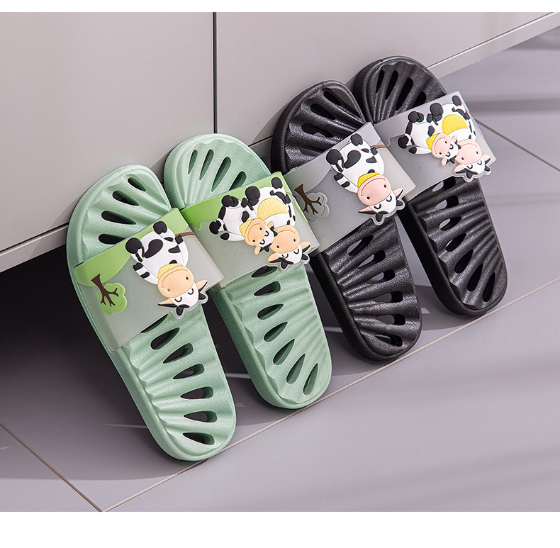 Home Slippers Wholesale Indoor Bathroom Hollowed Men and Women PVC Anti-slip Slides Shoes