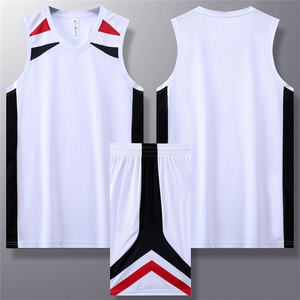 カスタムメンズバスケットボールジャージ 100% ポリエステル 通気性 抗UV デジタルプリント フロントロゴ カスタムチーム名 ブランド オールシーズン - Product Image 5