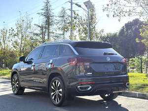 R-Line Tech Beast: VW Tayron 380 4WD 2021, Estilo Deportivo por Dentro y por Fuera, Equipado con Conectividad y Asistencias al Conductor - Product Image 5