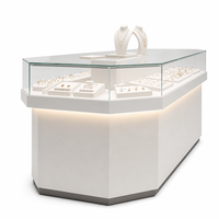 Vitrine à bijoux en verre large sur mesure avec éclairage LED, cadre en acier inoxydable, vitrine écologique pour magasin de détail