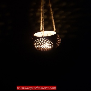 Coconut shell <b>tealight</b> <b>holder</b> - Product Image 6