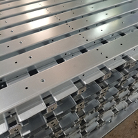 Service de fabrication de tôles en acier au carbone/acier inoxydable certifié ISO 9001, conformes aux normes ASTM/AISI/DIN, découpe laser, pliage