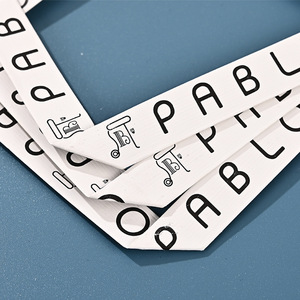 Cuerdas de papel plegables para esquinas, bolsas de regalo al por mayor con asas de papel, cuerdas para embalaje, bolsas de compras de papel kraft con logotipos impresos. - Product Image 3
