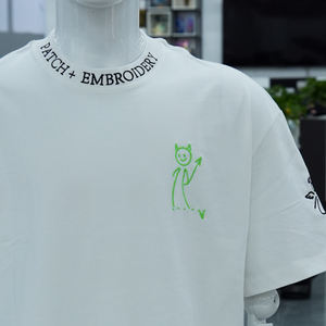 T-shirt surdimensionné en coton tricoté 100 % personnalisé avec broderie chenille 3D, col rond, manches courtes pour hommes – Vente en gros - Product Image 1