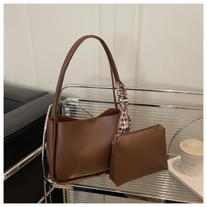 Nuova Collezione Moda Set di 2 Pezzi Borsa a Tracolla Retrò da Donna - Product Image 5