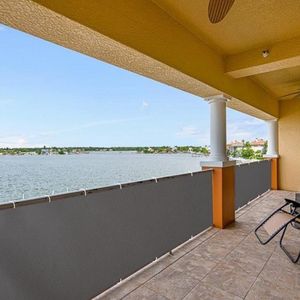 Malla de Sombra Personalizada de Poliéster Impermeable <span class=keywords><strong>para</strong></span> Balcón, Terraza, Patio, Jardín y Porche, Resistente al Viento y al Sol, 160 g/m² - Product Image 4