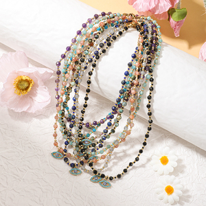 Collier ras du cou en perles de pierre naturelle avec pendentif, style bohème, plaqué or 18 carats, bijoux pour femmes, vente en gros, personnalisation OEM - Product Image 2