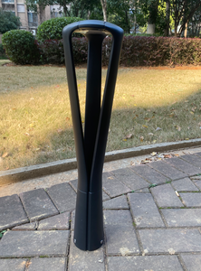 Borne lumineuse LED GOLDEN TRIANGLE pour extérieur, jardin, IP65, étanche, en aluminium moulé sous pression, éclairage paysager - Product Image 3