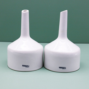 Entonnoir Buchner en céramique de Tangshan 100 mm pour filtration en laboratoire - Product Image 2