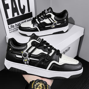 Zapatos de tabla deportivos de fabricante al por mayor, zapatos de moda de suela gruesa, zapatos de hombre antideslizantes y transpirables - Product Image 2